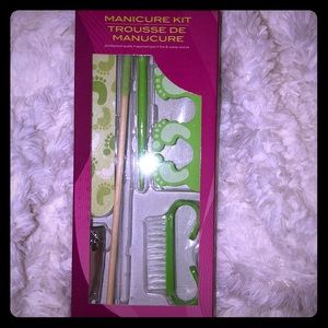 Manicure kit